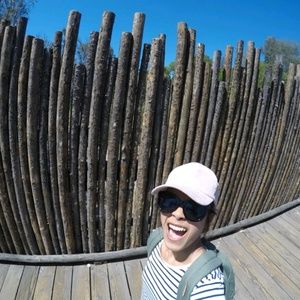 Meet your Posher, Joy